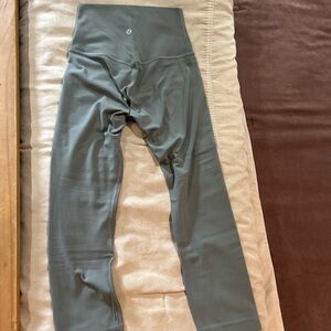 Lululemon Capri Leggings
